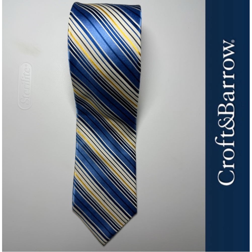 Croft & Barrow Blue and Yellow Striped Tie